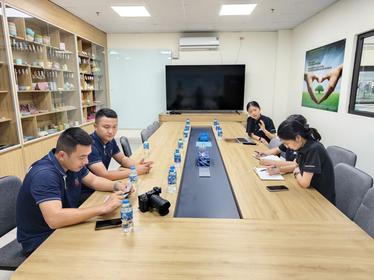 Tư vấn khách hàng dịch vụ quản trị Fanpage
