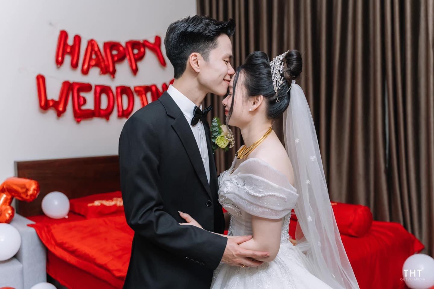 Quay chụp tiệc cưới
