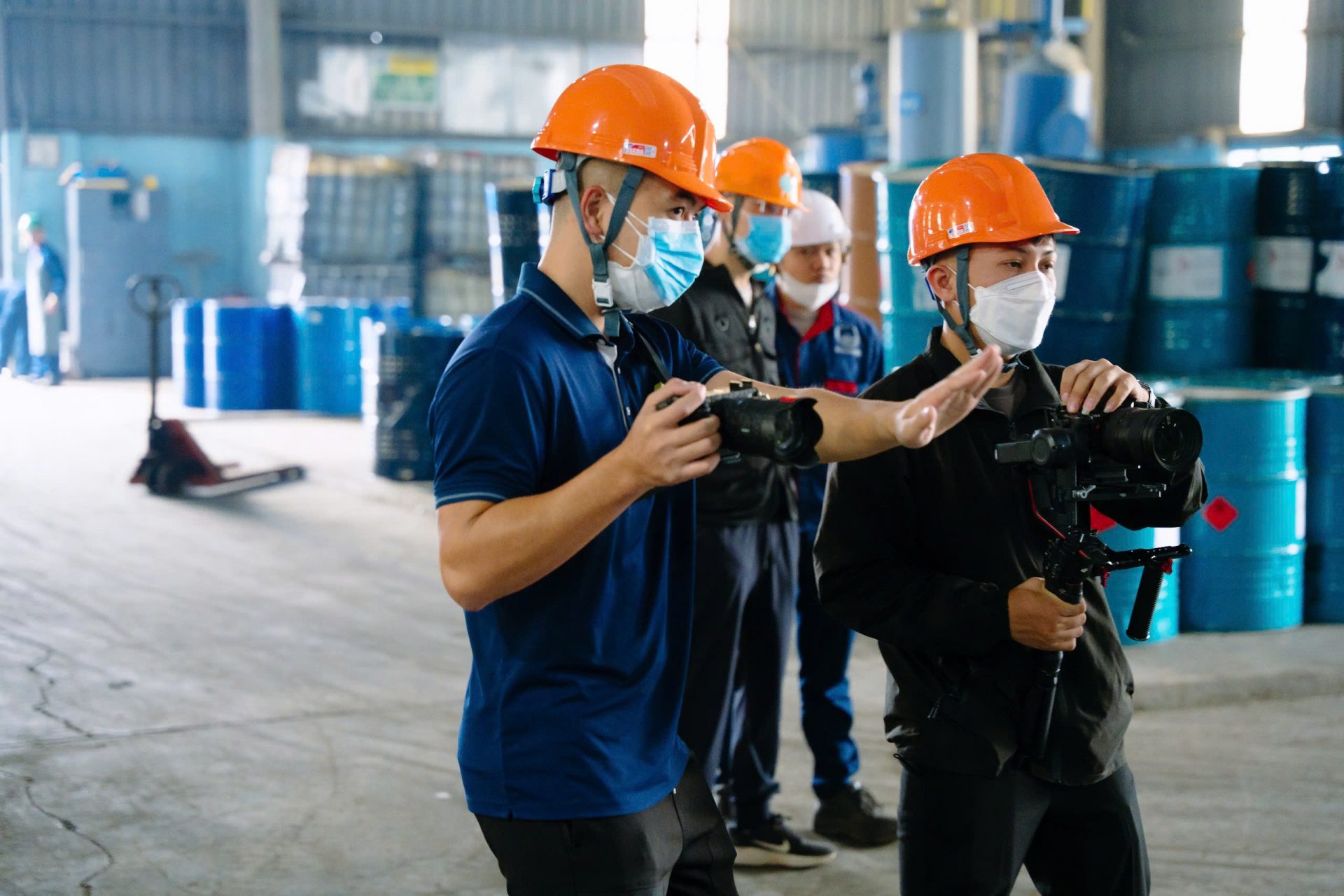 Quay Video Nhà Máy Sản Xuất – Giải Pháp Nâng Tầm Hình Ảnh Doanh Nghiệp