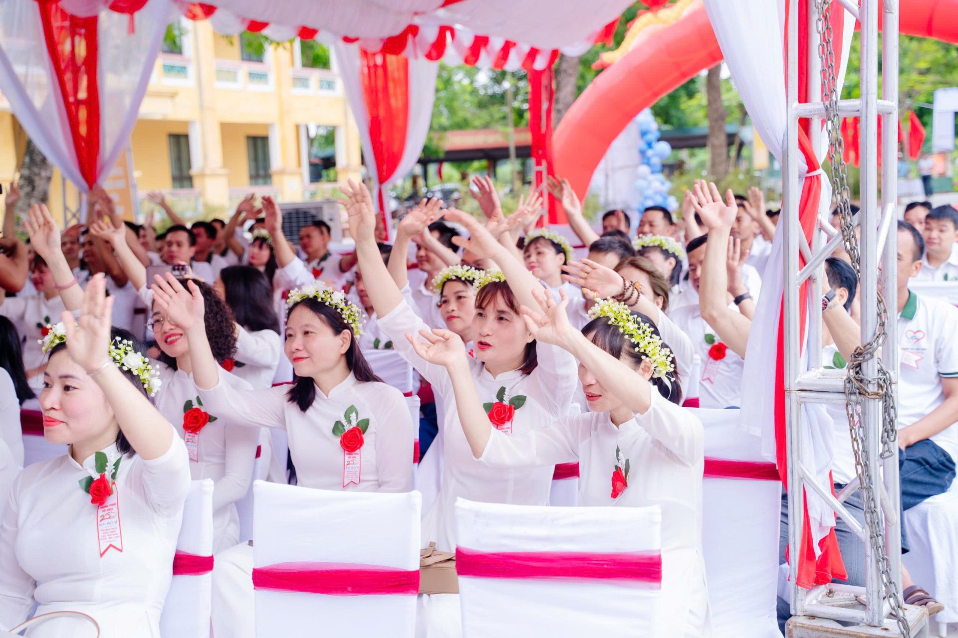 Chụp Ảnh Kỷ Niệm Ngày Ra Trường – Lưu Giữ Thanh Xuân Trọn Vẹn