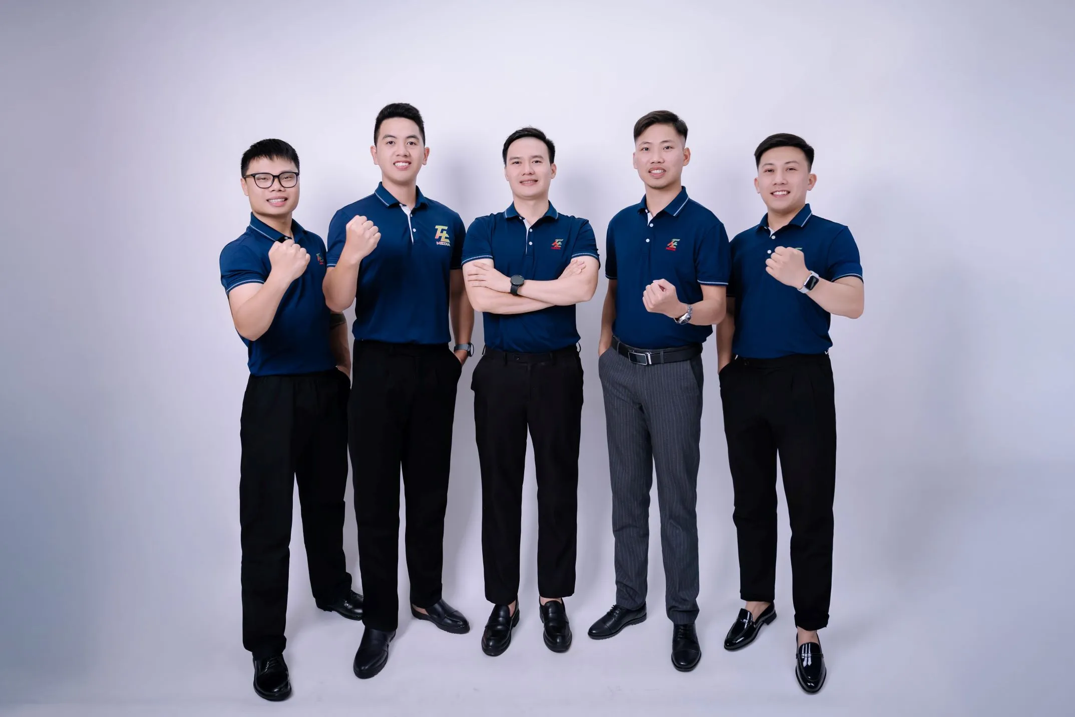 Ảnh hậu trường tại phim trường