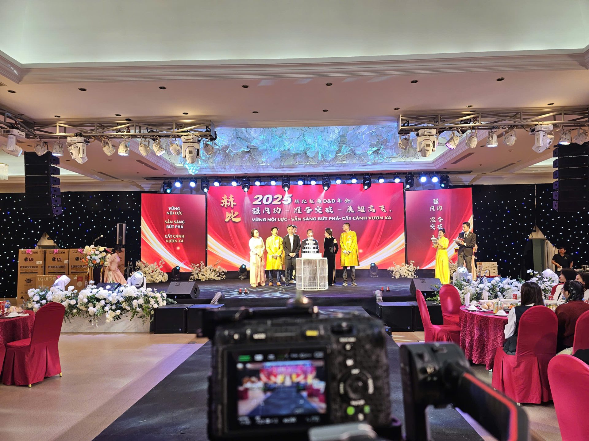 video tổng kết cuối năm doanh nghiệp