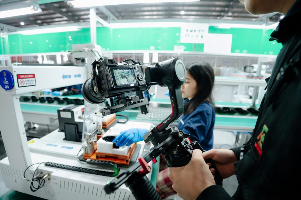 làm video doanh nghiệp