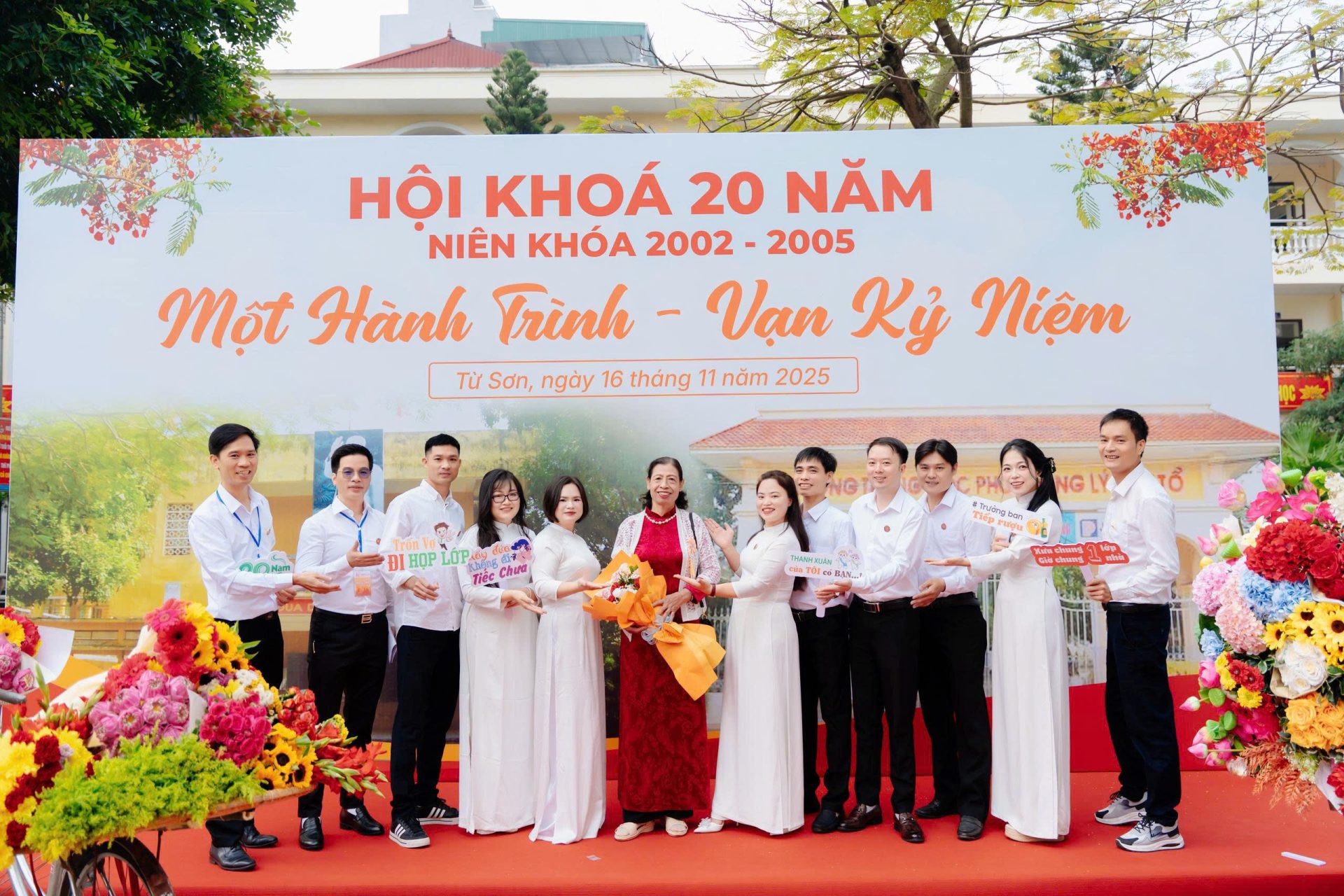 quay phim họp lớp kỷ niệm 20 năm