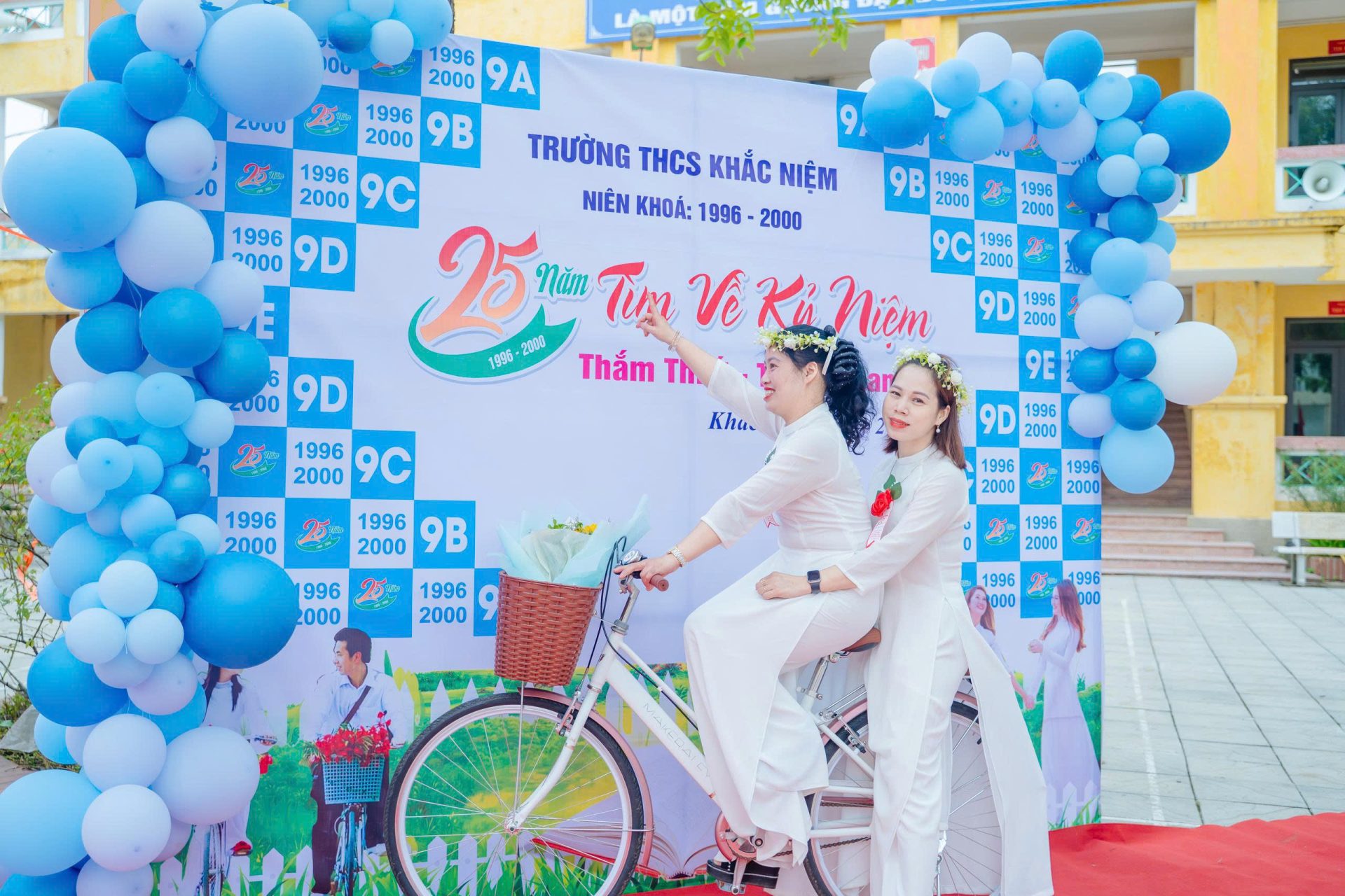 quay phim kỷ niệm ngày trở về trường