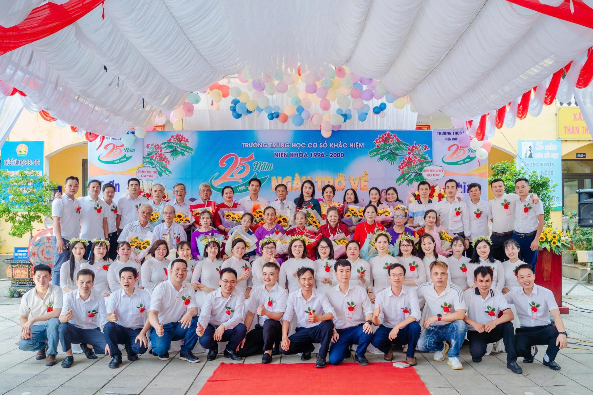 dịch vụ quay chụp họp lớp